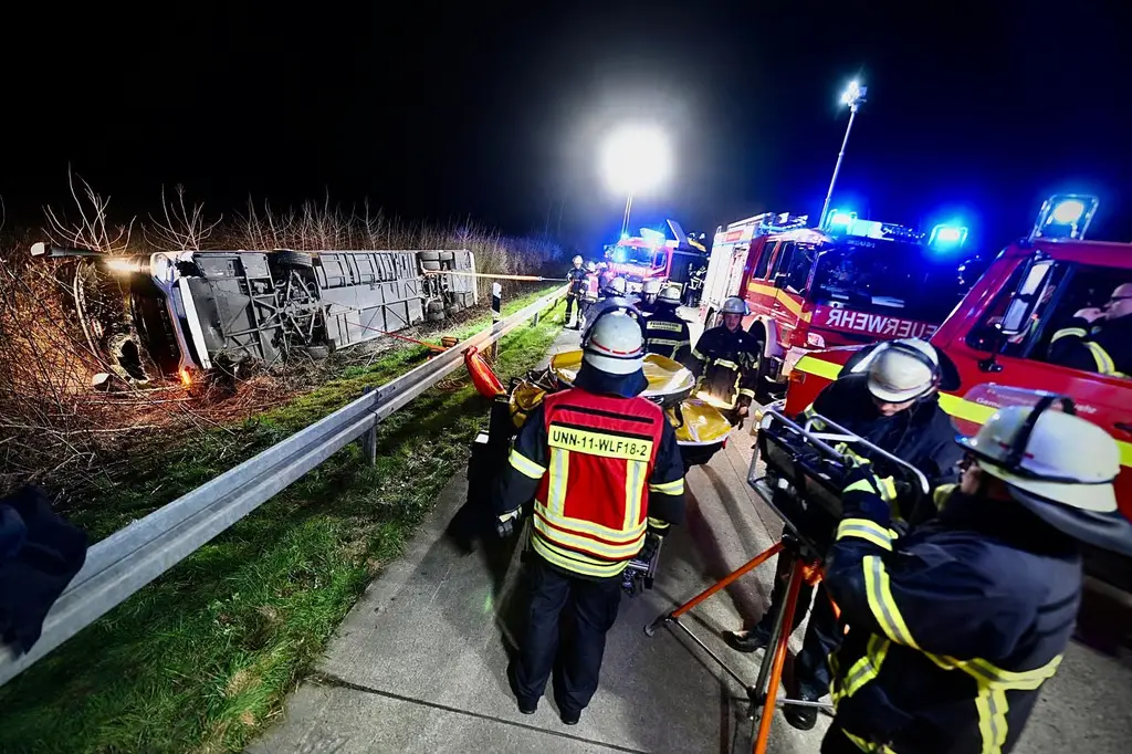 autobahn a44 unfall