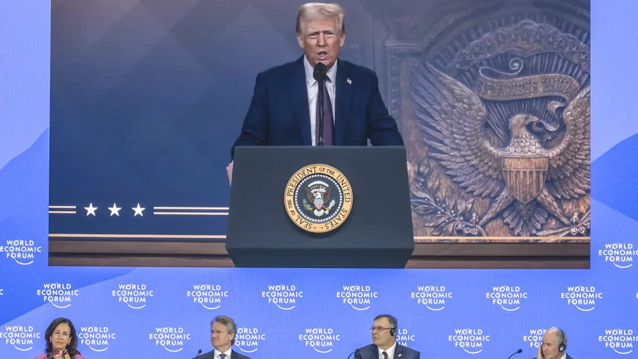trump davos 3