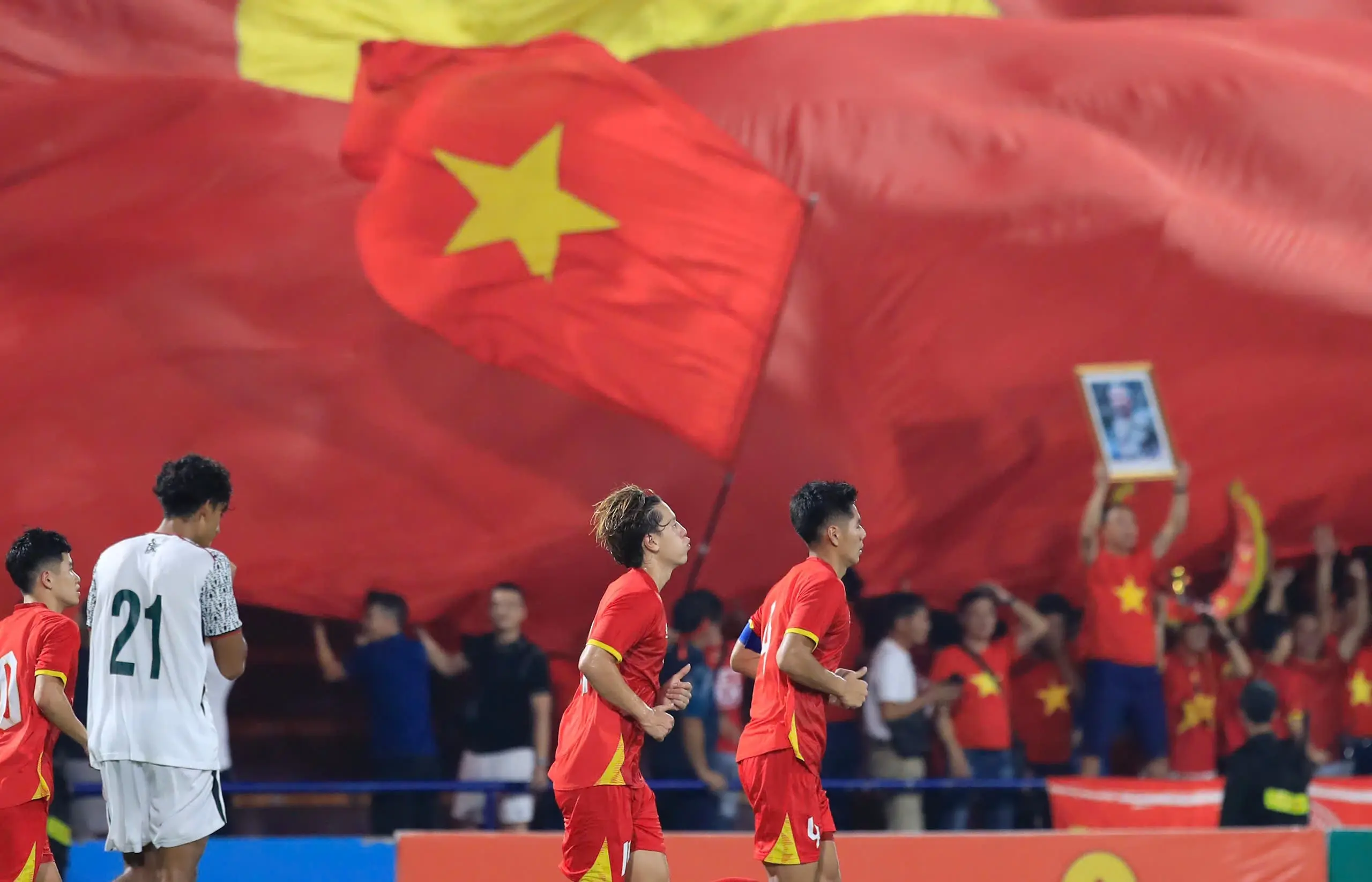 u 23 vi t nam u v i u 23 h n qu c