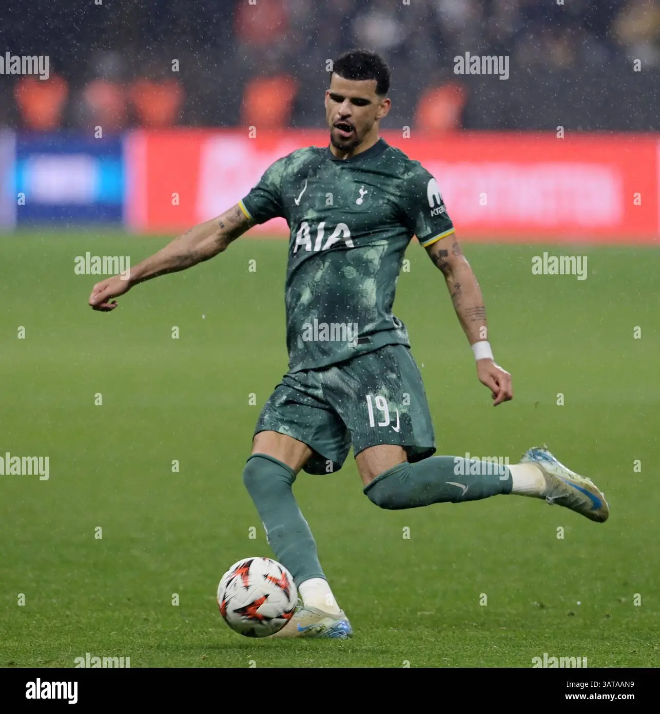 wo wird teilnehmer eintracht frankfurt gegen tottenham bertragen