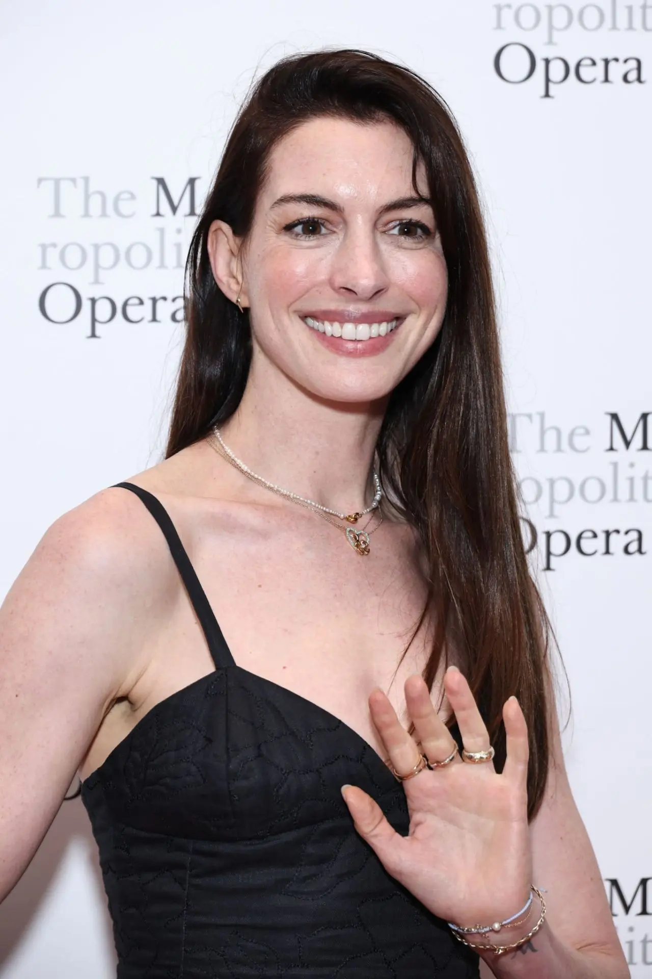 anne hathaway