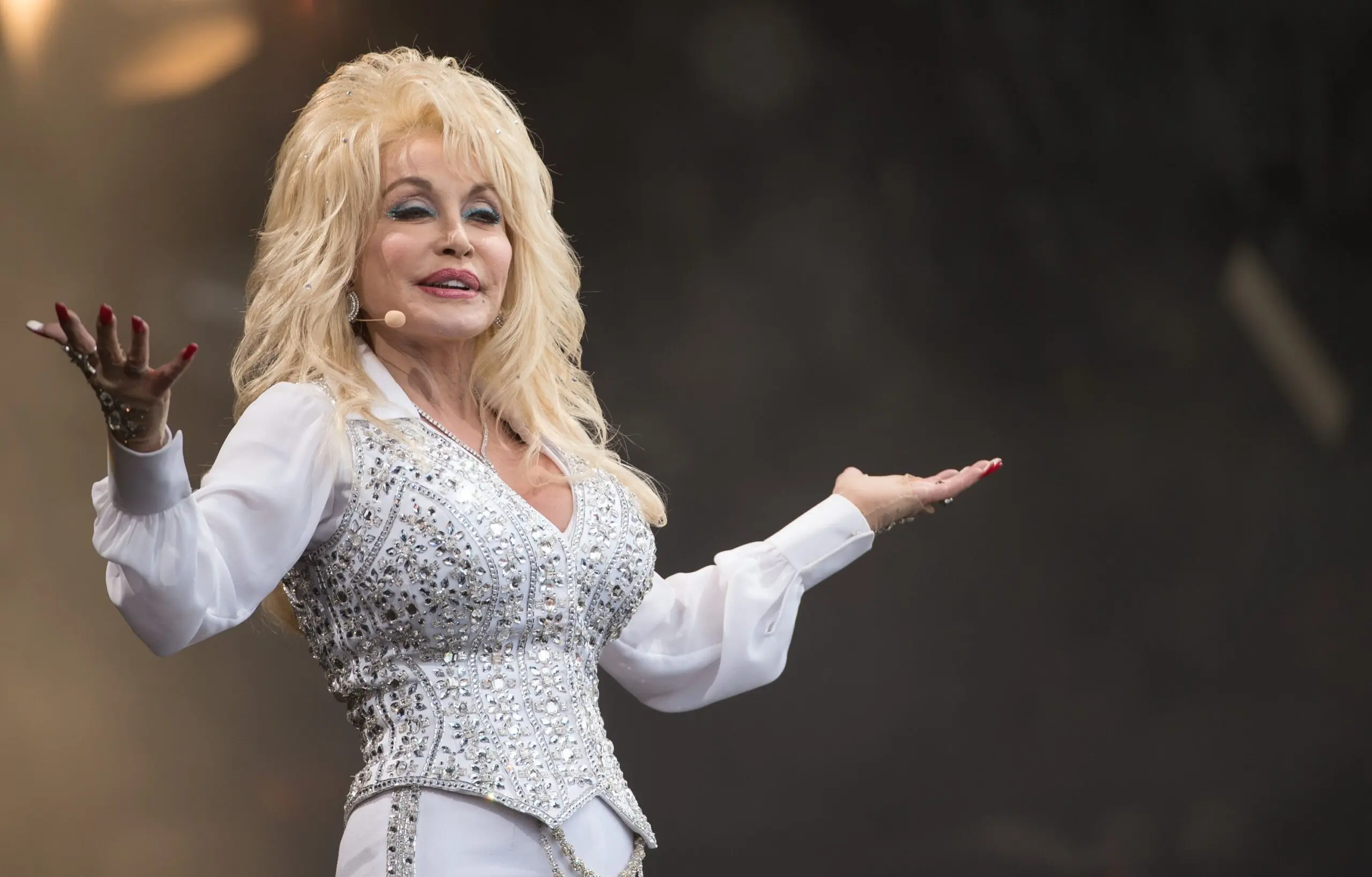 dolly dollar