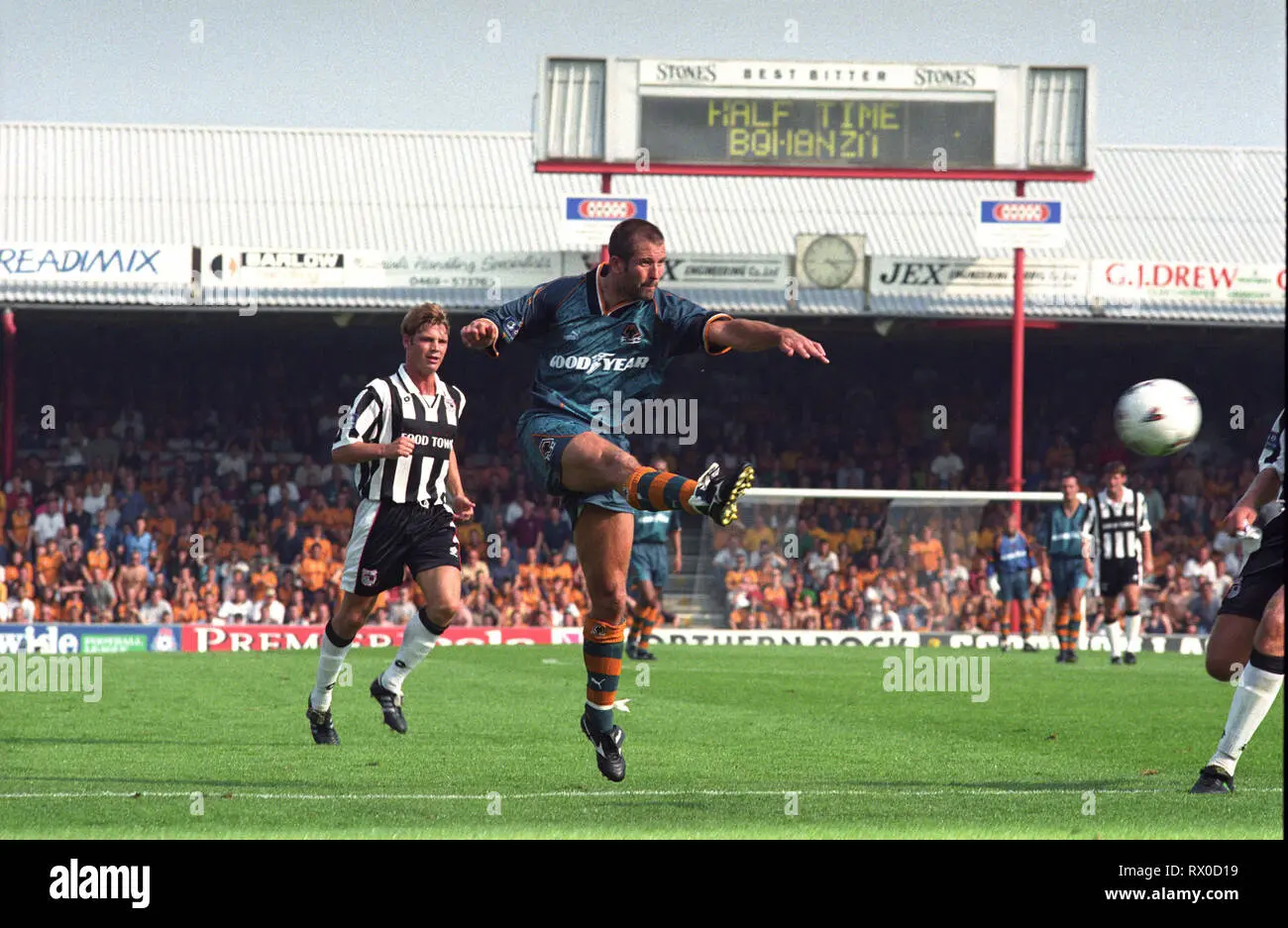 grimsby town wolverhampton