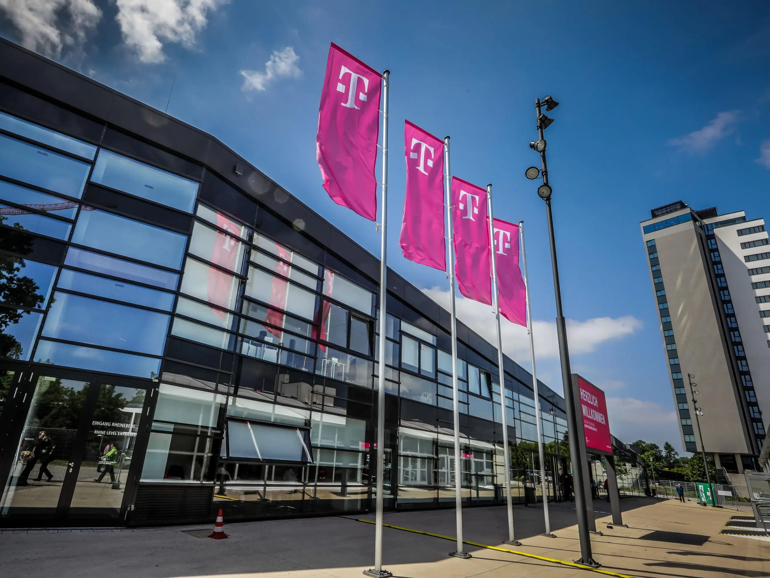 telekom aktie