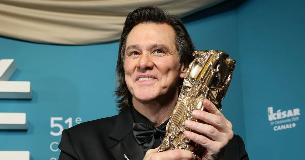 alexis stone — AT news