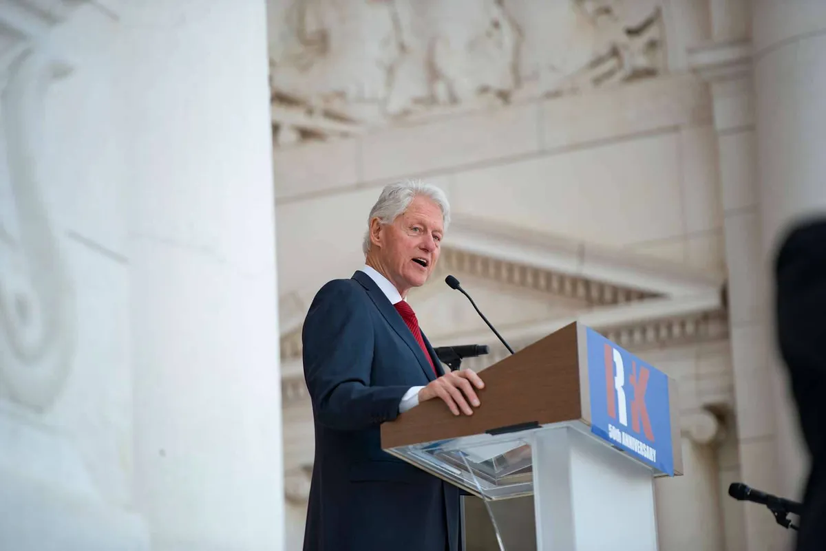 bill clinton — AT news