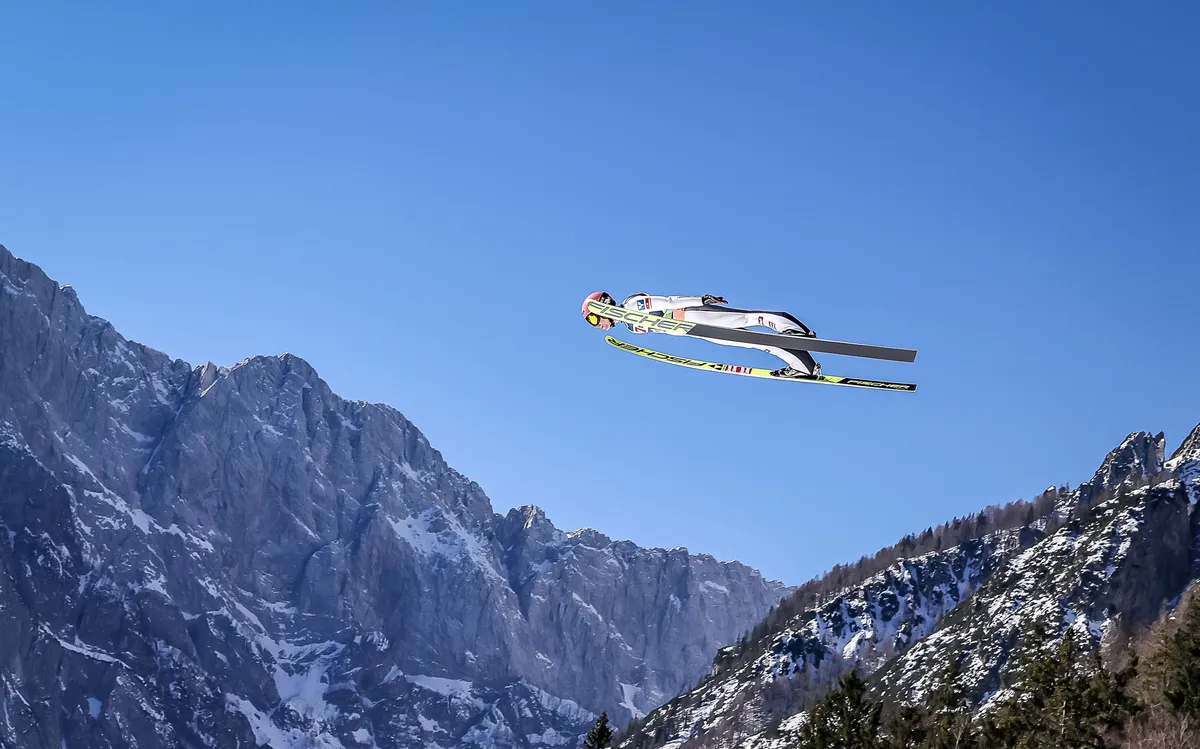 jan hörl — AT news