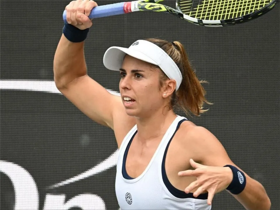 julia grabher — AT news