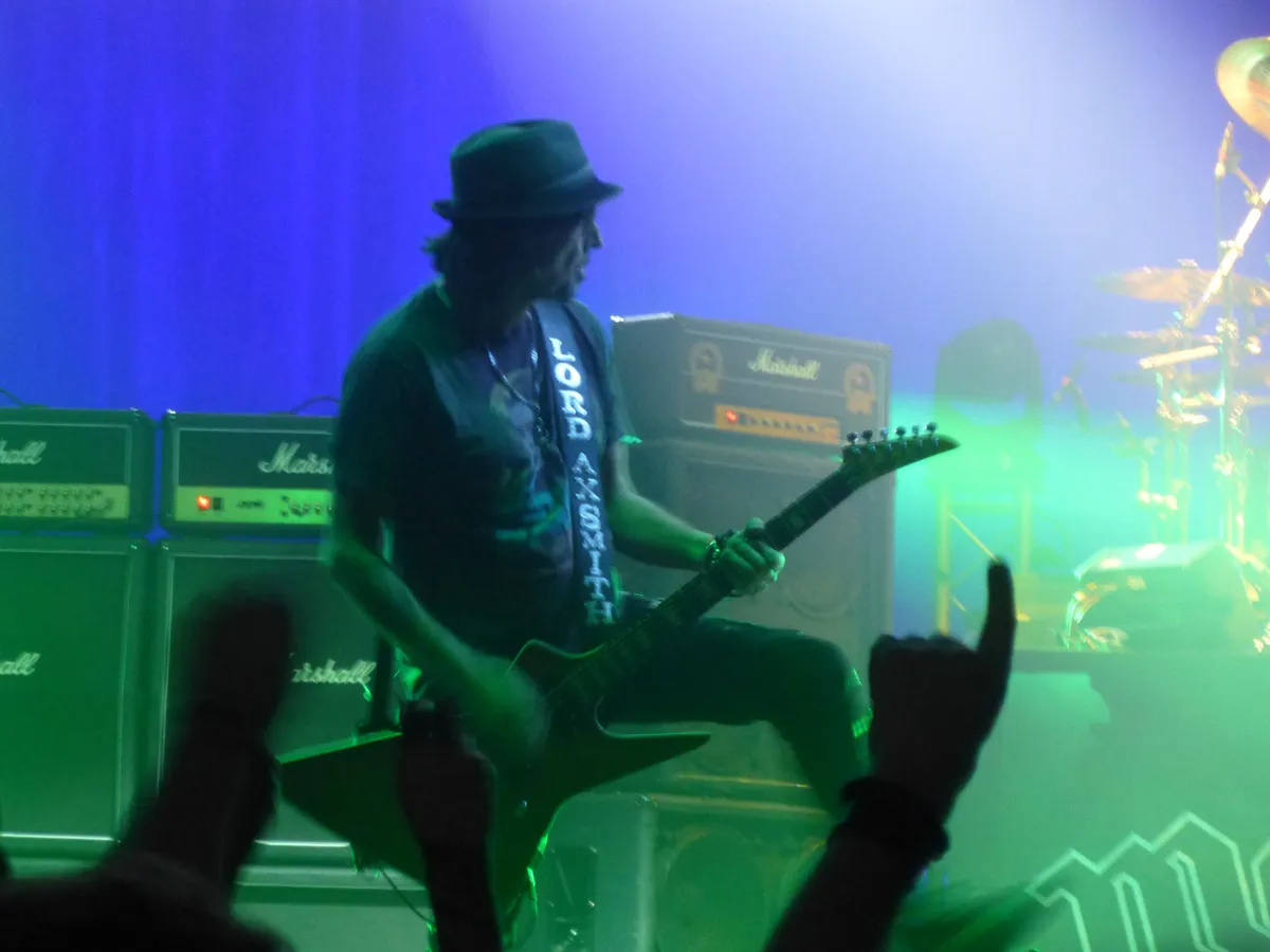 motörhead gitarrist phil campbell — AT news