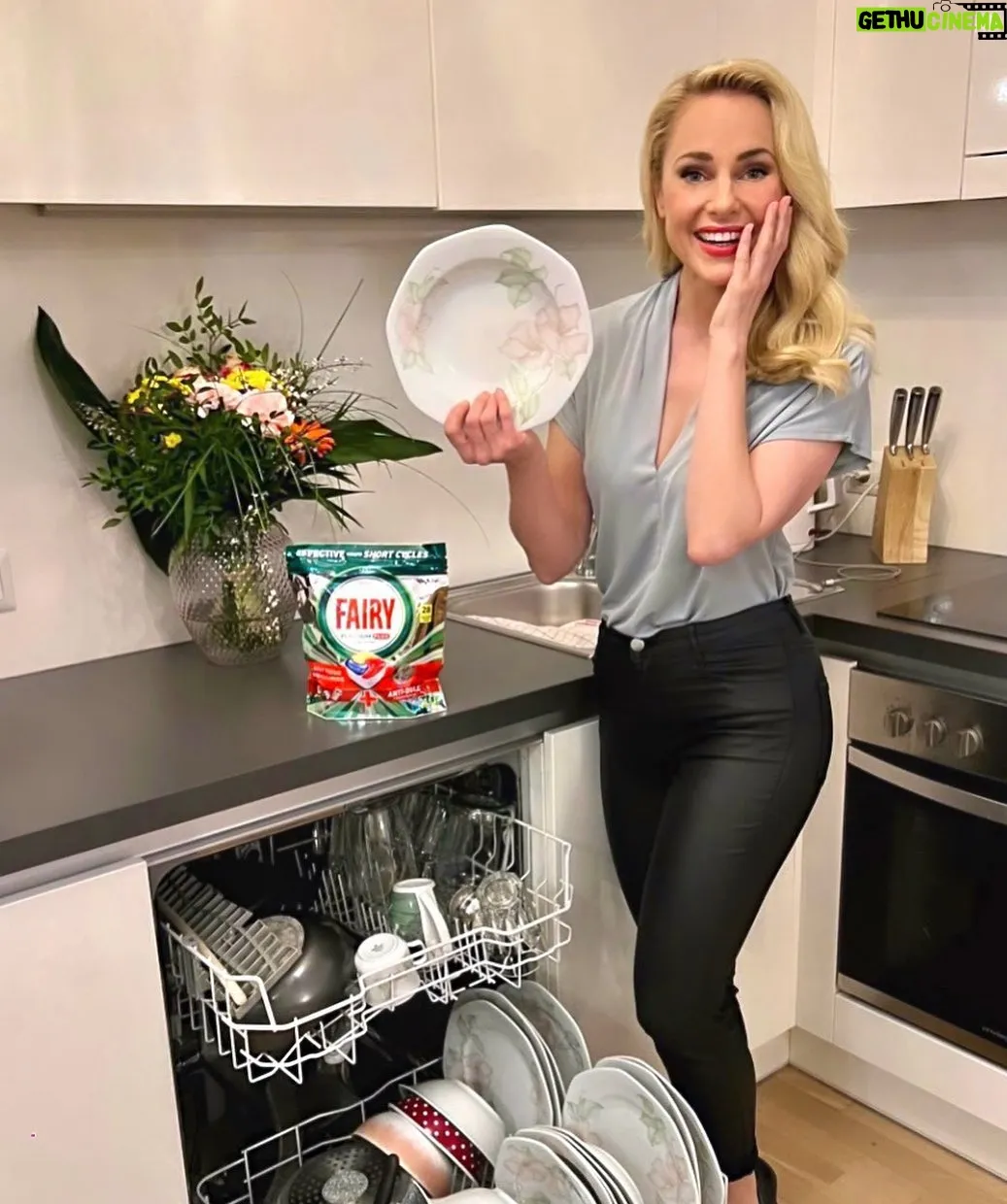 silvia schneider — AT news