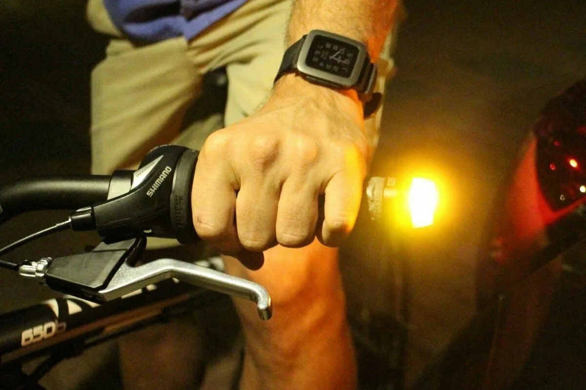 e scooter blinker — AT news
