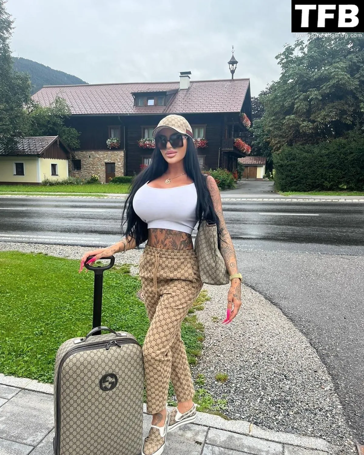 gina lisa lohfink — AT news