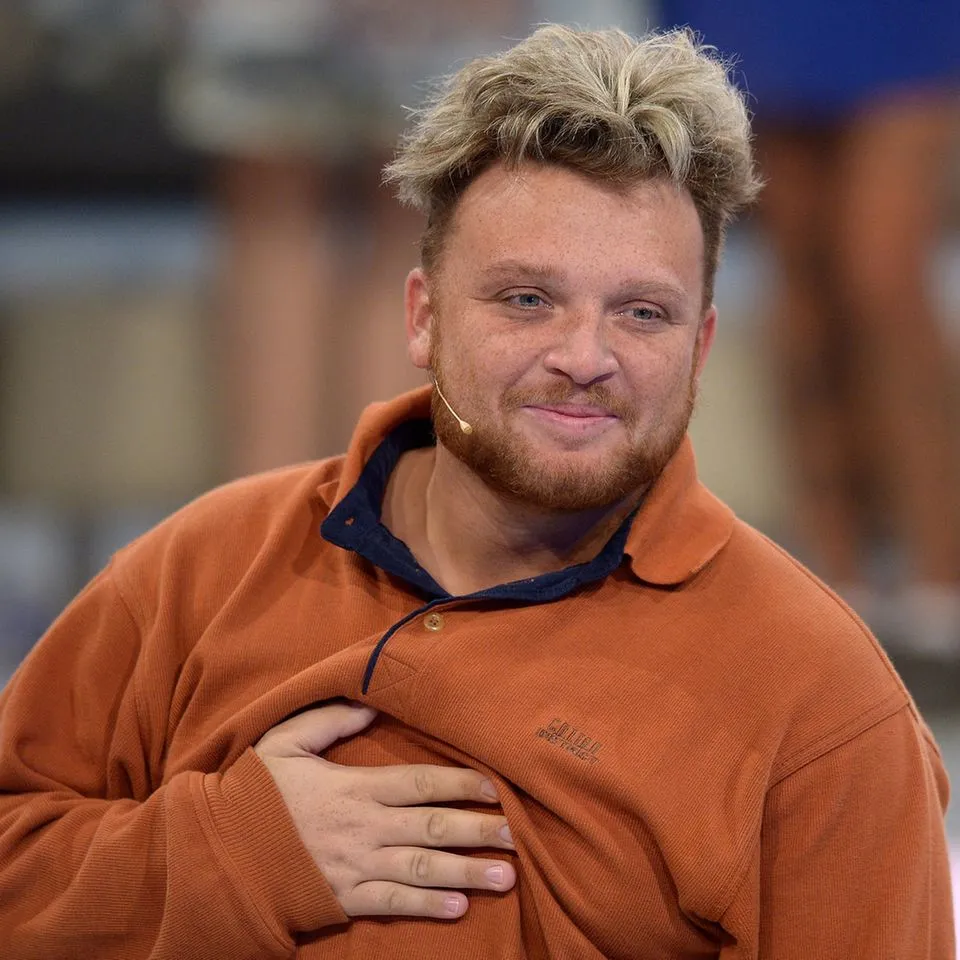 menowin fröhlich — AT news