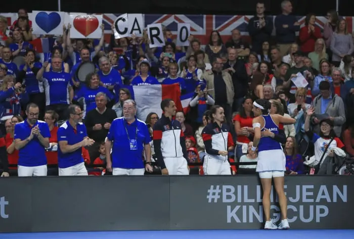 sinja kraus — AT news