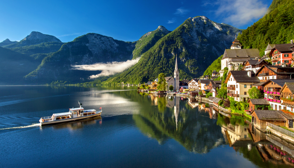 Hallstatt Reiseführer für Österreich See, Altstadt und Anreise planen image 1