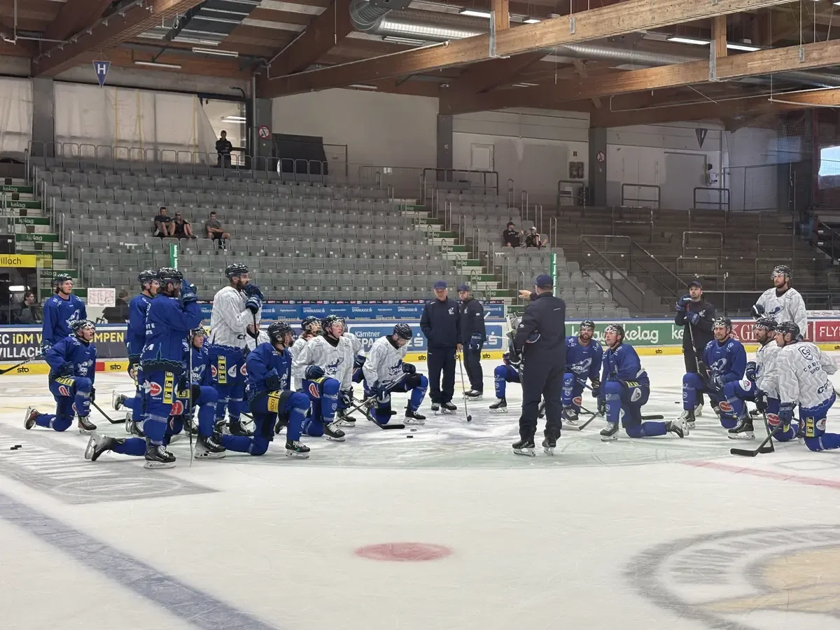 Nach 146 Tagen Pause kehrten die VSV-Adler zurück aufs Eis und starteten in der Villacher Stadthalle in die nächste Phase der Saisonvorbereitung. | Foto: MeinBezirk.at/Michaela Erlacher